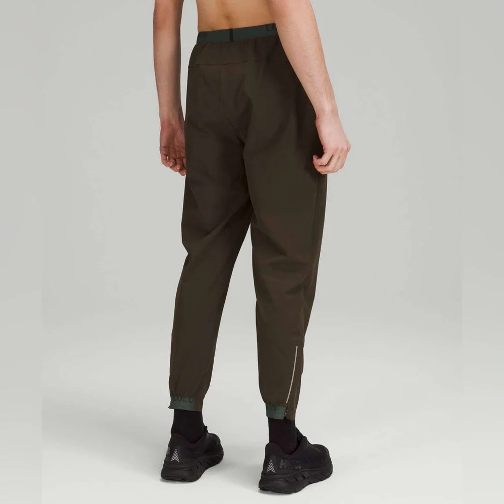 Lululemon Men’s Run State Jogger In Dark Olive - Picture 3 of 5